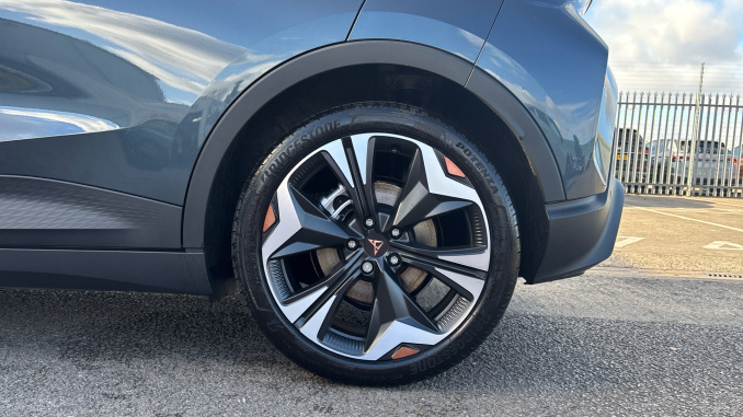 CUPRA Raval 155kW V2 52kWh 5dr Auto Electric Hatchback - Image 5